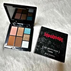 NIB Reina Rebelde Sirena Wet Dry Eye Shadow Palette 8.6g